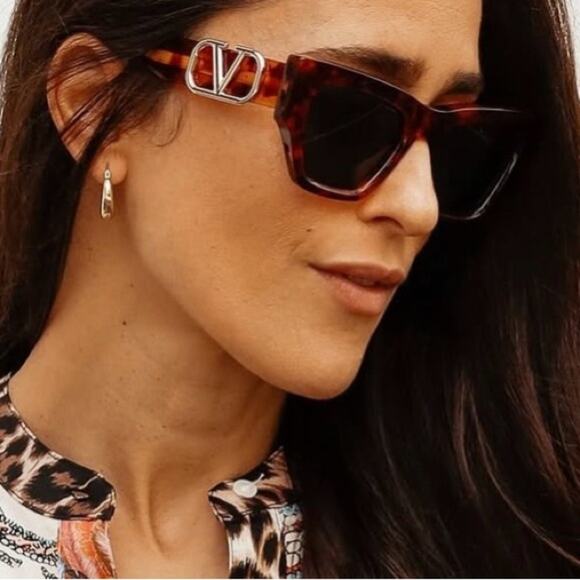 New! Valentino Tortoise Sunglasses with Green Lenses V SETTE VLS 166B Authentic main image 7